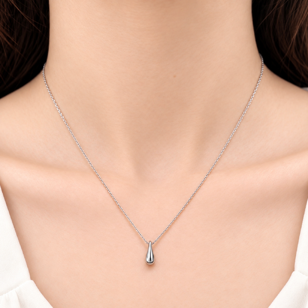 Flow Drop Necklace – Silver